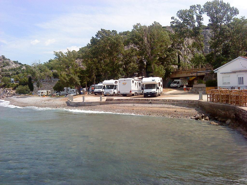 Camping Raca Свети Юрай Екстериор снимка
